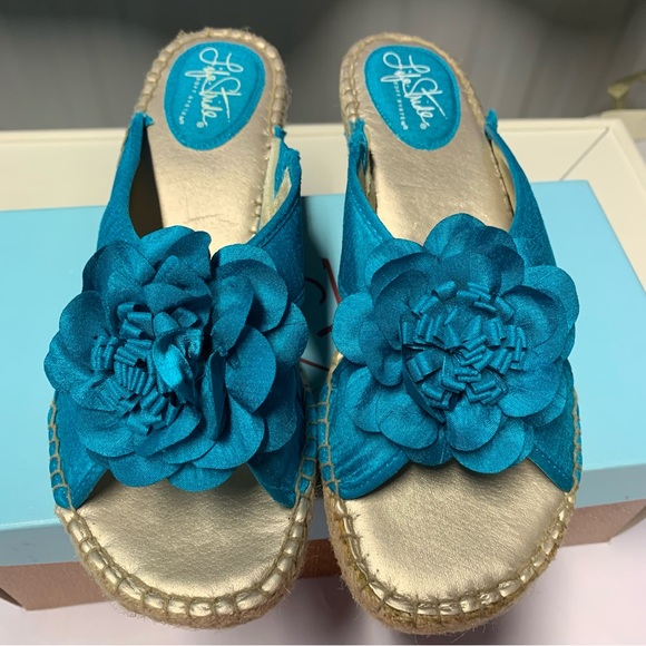 Life Stride Turquoise flower sandals slides - Picture 8 of 8